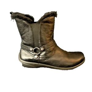 Abeo Women Zoey Black Leather Chelsea Ankle Harness Boot Sheepskin Lined Shoe 7